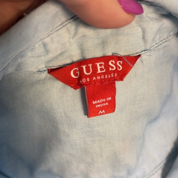Guess women’s tie dye  blue button down shirt pocket collared sleeveless Med - Picture 6 of 11